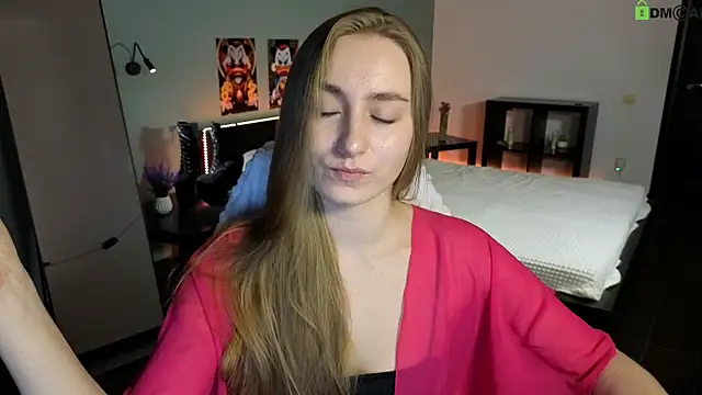 Snapshot of Your_Emily25 chatting on 04/21/26, 07:47 Your Emily25 online show from 04/21/26, 07:47