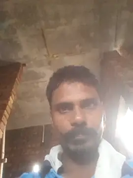 Snapshot of sk022 chatting on 07/20/26, 11:23 sk022 online show from 07/20/26, 11:23