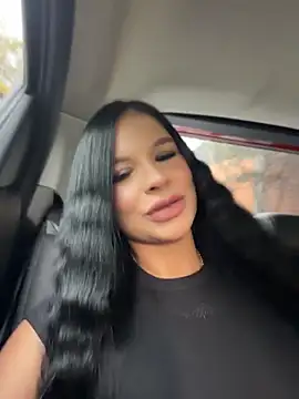 Elara Luxe online show from 06/03/26, 03:39