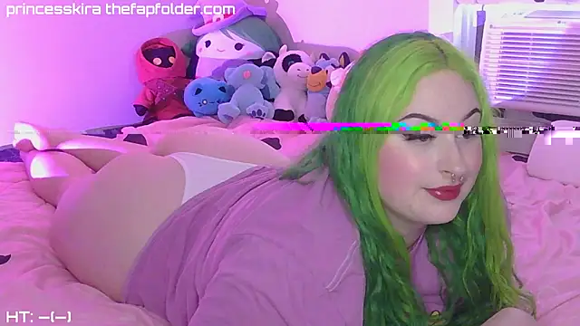 Snapshot of thefapfolder chatting on 04/14/26, 11:00 thefapfolder online show from 04/14/26, 11:00