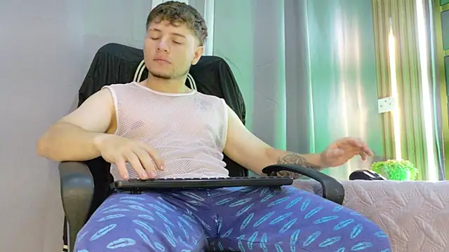 Leo Miller  online show from 04/27/26, 12:14