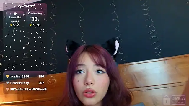 Snapshot of lily_reeds chatting on 07/14/26, 02:05 lily reeds online show from 07/14/26, 02:05