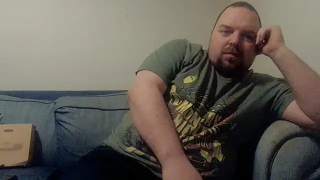 Snapshot of BigJayV chatting on 04/14/26, 07:20 BigJayV online show from 04/14/26, 07:20