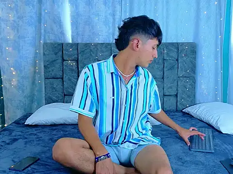 IhanKing online show from 04/18/26, 07:29