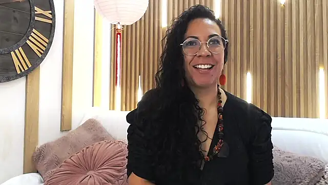 Velvet Curly online show from 06/22/26, 12:24