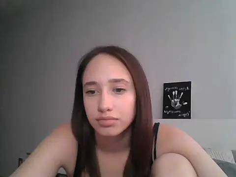 Snapshot of DarkMirel chatting on 06/04/26, 01:50 DarkMirel online show from 06/04/26, 01:50