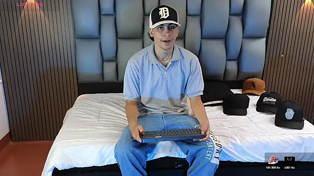 mohamed malik online show from 04/21/26, 01:06