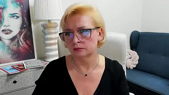 luna xfantasy online show from 05/08/26, 06:41