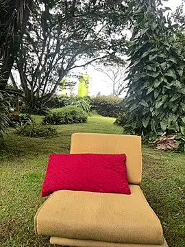 JuliettaGmz online show from 04/27/26, 03:43