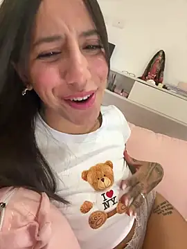 NicolleCooper online show from 04/21/26, 02:26