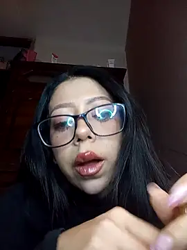 Katalina002 online show from 04/23/26, 01:18