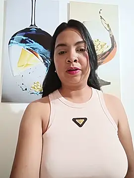 Silvana2927 online show from 06/05/26, 04:30