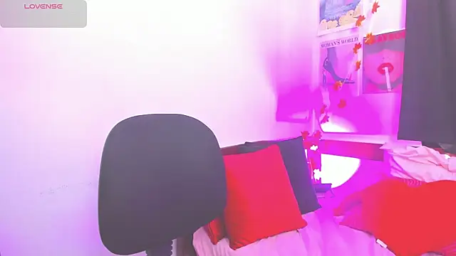 DaniellaGiraldo online show from 05/07/26, 01:49