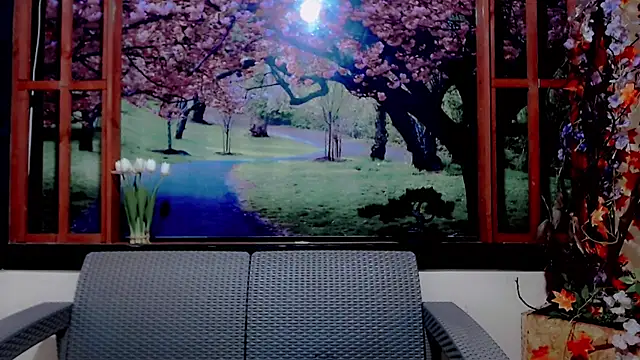 Snapshot of Alejandra_montenegro chatting on 05/29/26, 10:24 Alejandra montenegro online show from 05/29/26, 10:24