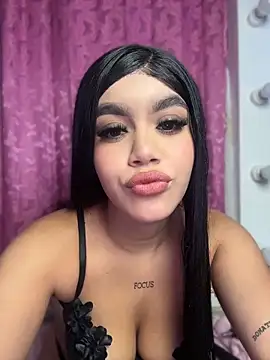 Tyra malkovaa online show from 05/15/26, 04:08