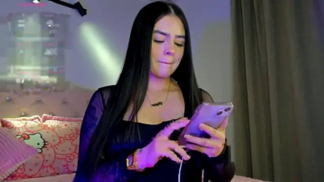 holly444  online show from 07/11/26, 04:37