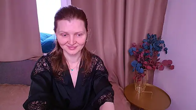 Snapshot of Liza__Evans chatting on 04/25/26, 02:14 Liza Evans online show from 04/25/26, 02:14