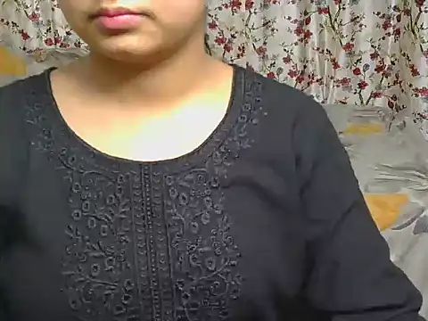 Snapshot of Avni-kumarii chatting on 05/24/26, 04:06 Avni-kumarii online show from 05/24/26, 04:06