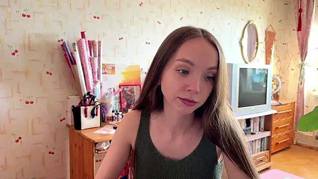 AdriannaBill online show from 05/31/26, 04:03