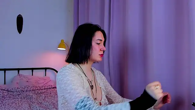 LiyaFly online show from 05/10/26, 04:17
