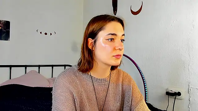 LiyaFly online show from 06/17/26, 02:07