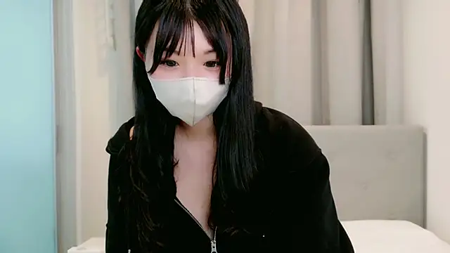 Snapshot of miu__k chatting on 04/14/26, 01:28 miu k online show from 04/14/26, 01:28
