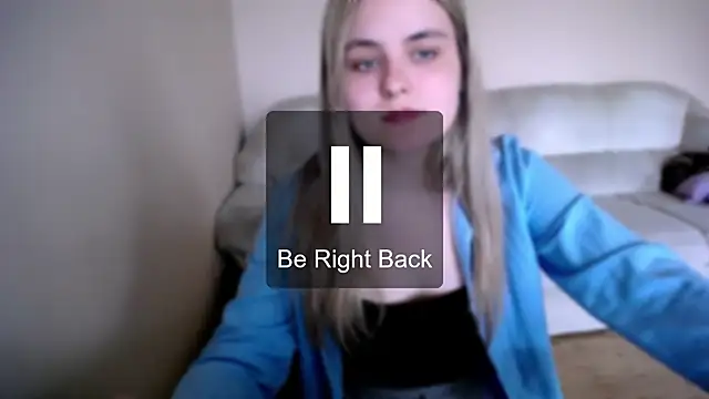 Snapshot of _shy_sabrina__ chatting on 04/25/26, 01:41 shy sabrina online show from 04/25/26, 01:41