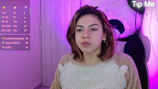 Snapshot of aprildumont chatting on 05/04/26, 11:39 aprildumont online show from 05/04/26, 11:39