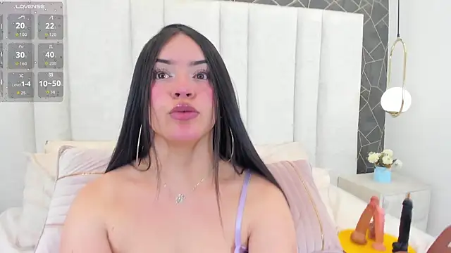im miaadoll online show from 05/20/26, 12:44