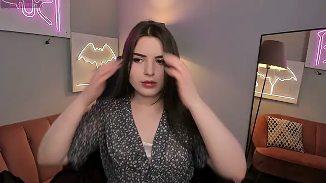 Snapshot of AliceLiador_ chatting on 05/24/26, 02:33 AliceLiador online show from 05/24/26, 02:33
