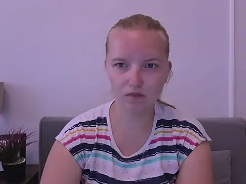 RoseTeacherX online show from 06/30/26, 07:20