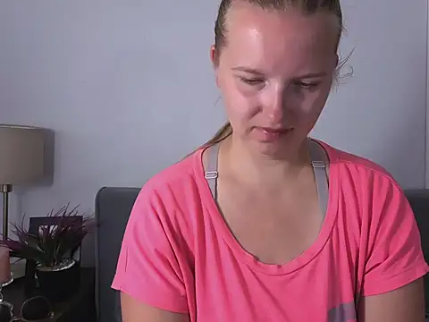 RoseTeacherX online show from 07/06/26, 06:32