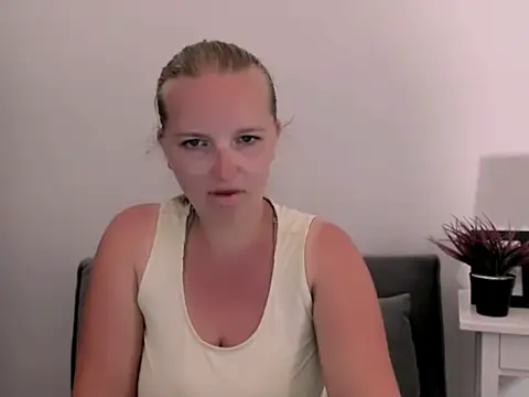 RoseTeacherX online show from 07/14/26, 05:18