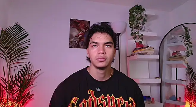 Snapshot of andyypalmer_ chatting on 06/09/26, 04:46 andyypalmer online show from 06/09/26, 04:46