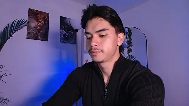Snapshot of andyypalmer_ chatting on 07/16/26, 04:40 andyypalmer online show from 07/16/26, 04:40