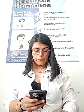 Snapshot of SOFIA-11_ chatting on 05/01/26, 06:01 SOFIA-11 online show from 05/01/26, 06:01