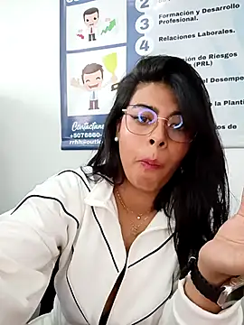 Snapshot of SOFIA-11_ chatting on 05/12/26, 06:49 SOFIA-11 online show from 05/12/26, 06:49