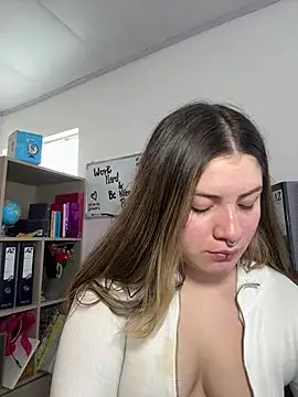 Snapshot of juanitablue chatting on 07/16/26, 05:19 juanitablue online show from 07/16/26, 05:19