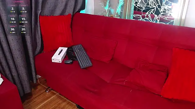 Snapshot of Rouse_benbett chatting on 05/27/26, 12:46 Rouse benbett online show from 05/27/26, 12:46