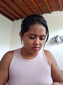 Snapshot of Ayla_Phone chatting on 06/03/26, 04:56 Ayla Phone online show from 06/03/26, 04:56