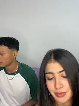 MAIILY MOON online show from 04/28/26, 05:56