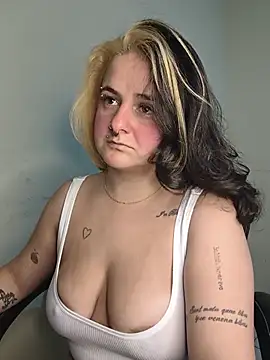 Snapshot of _lascivious chatting on 06/04/26, 11:55 lascivious online show from 06/04/26, 11:55