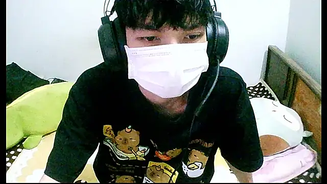 Snapshot of Kangc369 chatting on 04/25/26, 01:41 Kangc369 online show from 04/25/26, 01:41