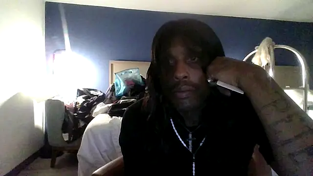 Snapshot of Dicksee_Left chatting on 05/04/26, 06:53 Dicksee Left online show from 05/04/26, 06:53