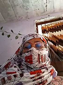 Shalini3456 online show from 04/21/26, 08:20