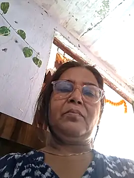 Snapshot of Shalini3456 chatting on 04/23/26, 08:35 Shalini3456 online show from 04/23/26, 08:35
