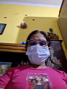 Snapshot of Shalini3456 chatting on 05/06/26, 04:34 Shalini3456 online show from 05/06/26, 04:34