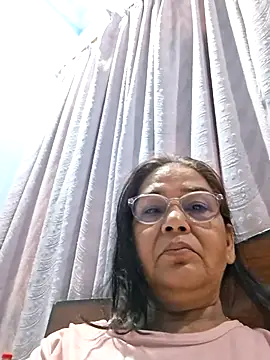 Snapshot of Shalini3456 chatting on 05/24/26, 04:17 Shalini3456 online show from 05/24/26, 04:17