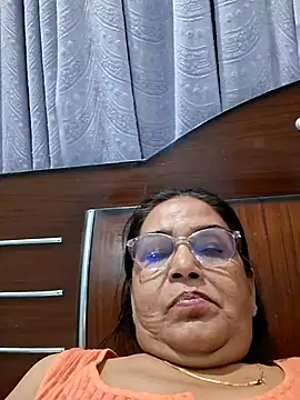 Snapshot of Shalini3456 chatting on 06/04/26, 05:30 Shalini3456 online show from 06/04/26, 05:30