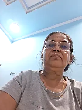 Snapshot of Shalini3456 chatting on 06/05/26, 07:36 Shalini3456 online show from 06/05/26, 07:36